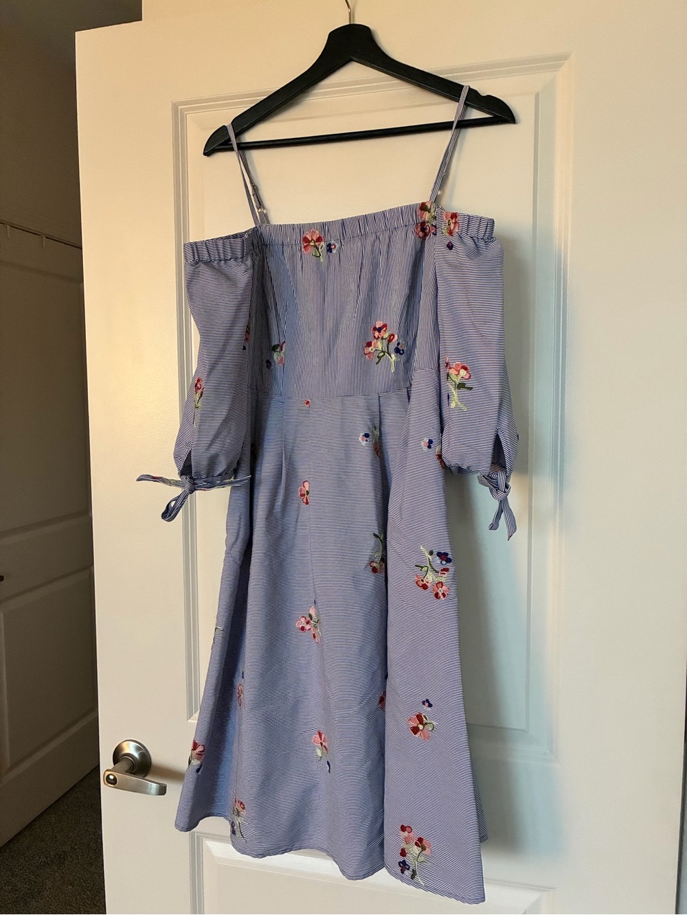 Hallhuber - Light Blue Off-Shoulder Floral Midi Dress